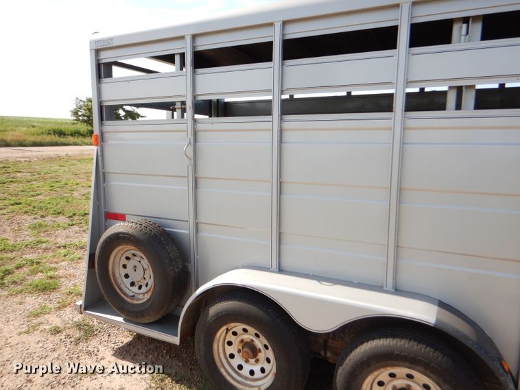 image for item DC5103 2007 Titan Challenger livestock trailer