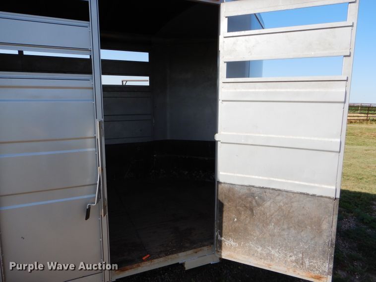 image for item DC5103 2007 Titan Challenger livestock trailer