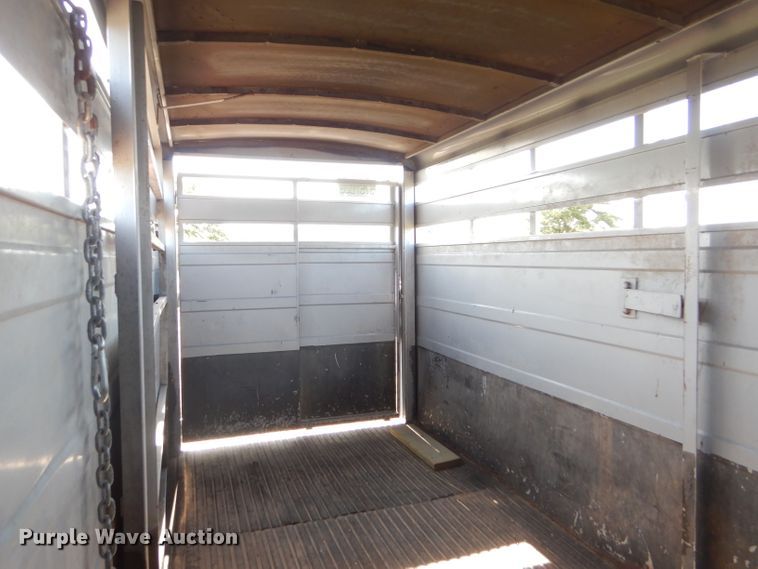 image for item DC5103 2007 Titan Challenger livestock trailer