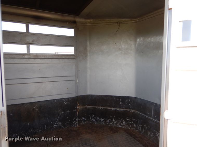 image for item DC5103 2007 Titan Challenger livestock trailer