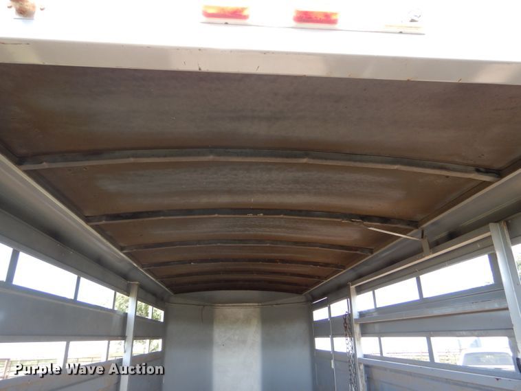 image for item DC5103 2007 Titan Challenger livestock trailer