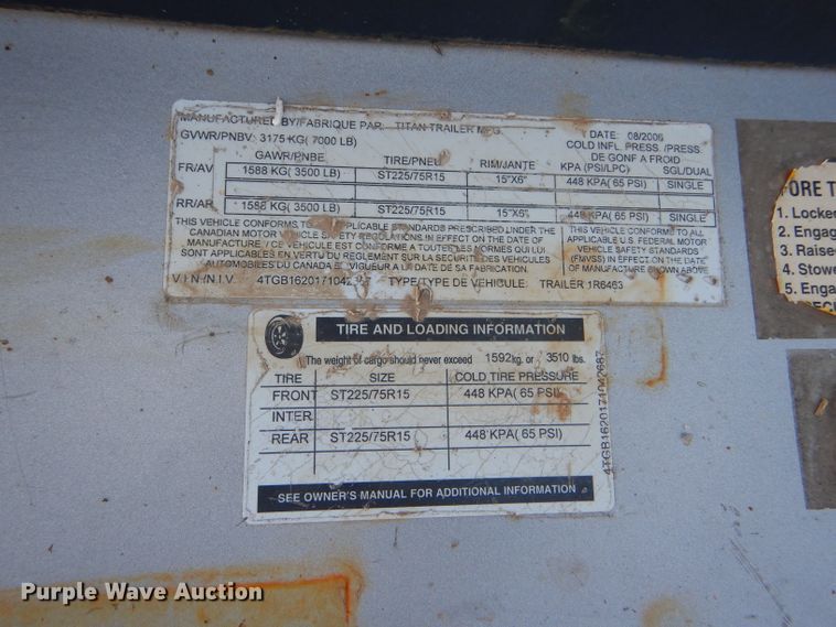 image for item DC5103 2007 Titan Challenger livestock trailer