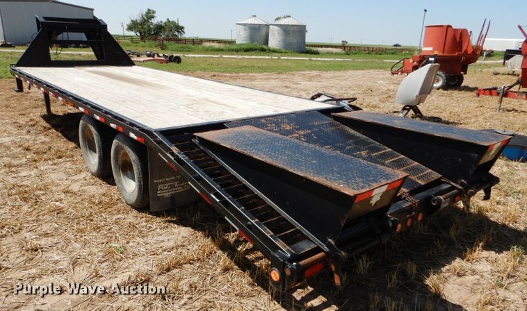 image for item DC5104 2008 PJ equipment trailer