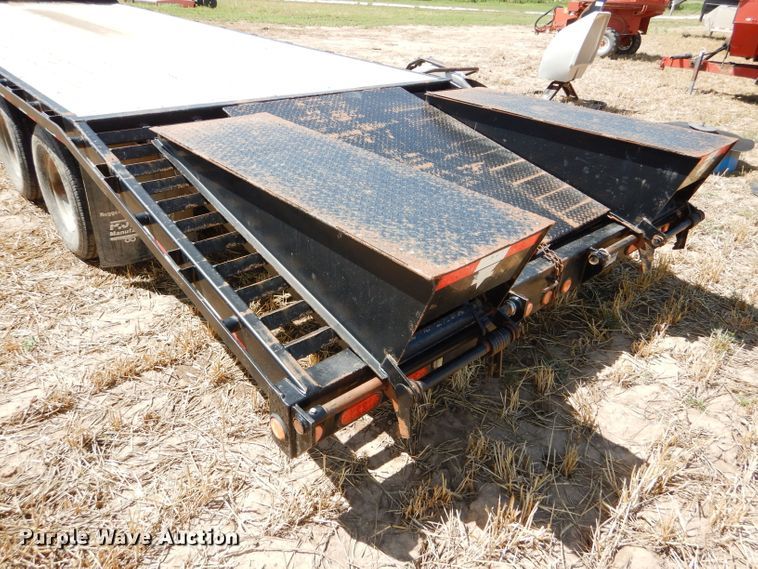 image for item DC5104 2008 PJ equipment trailer