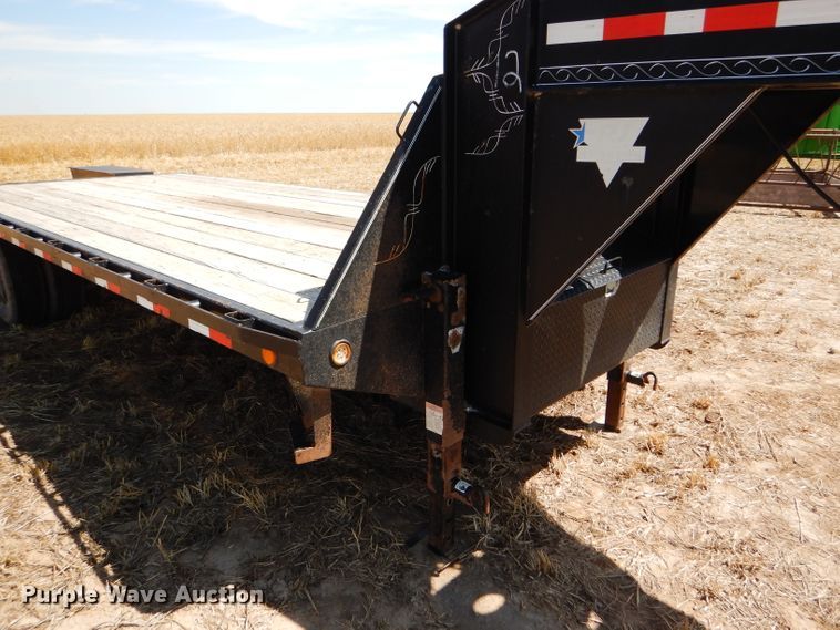 image for item DC5104 2008 PJ equipment trailer