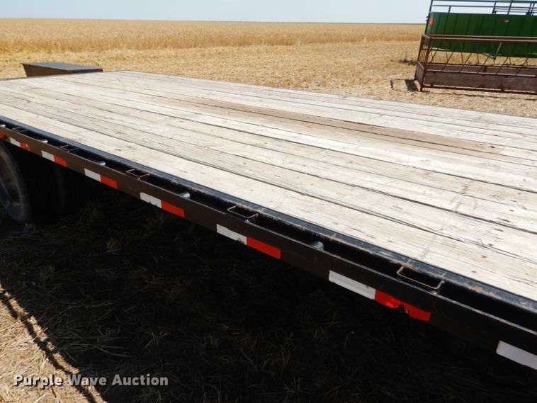 image for item DC5104 2008 PJ equipment trailer