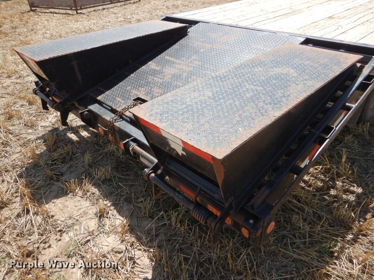 image for item DC5104 2008 PJ equipment trailer