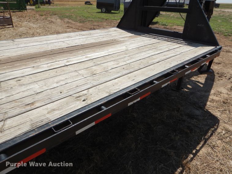 image for item DC5104 2008 PJ equipment trailer