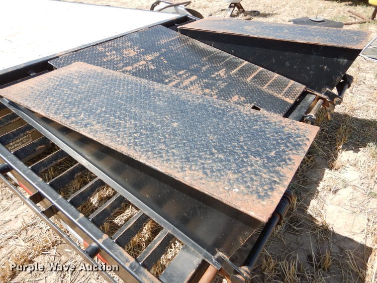 image for item DC5104 2008 PJ equipment trailer