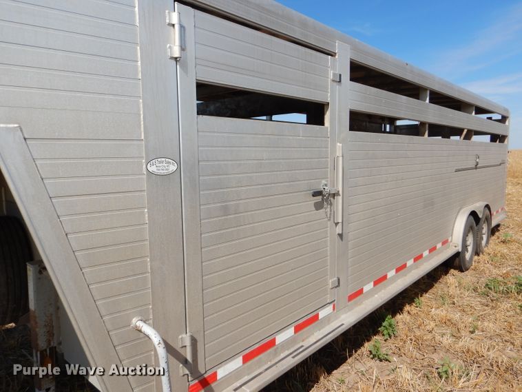 image for item DC5105 2018 Hillsboro livestock trailer