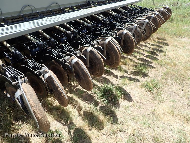 image for item DE5473 CrustBuster All Plant 4615 no-till grain drill