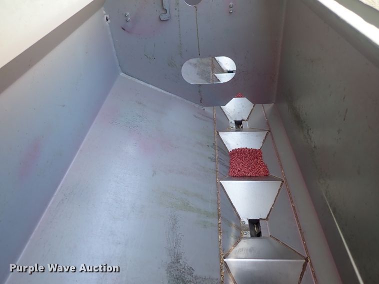 image for item DE5473 CrustBuster All Plant 4615 no-till grain drill