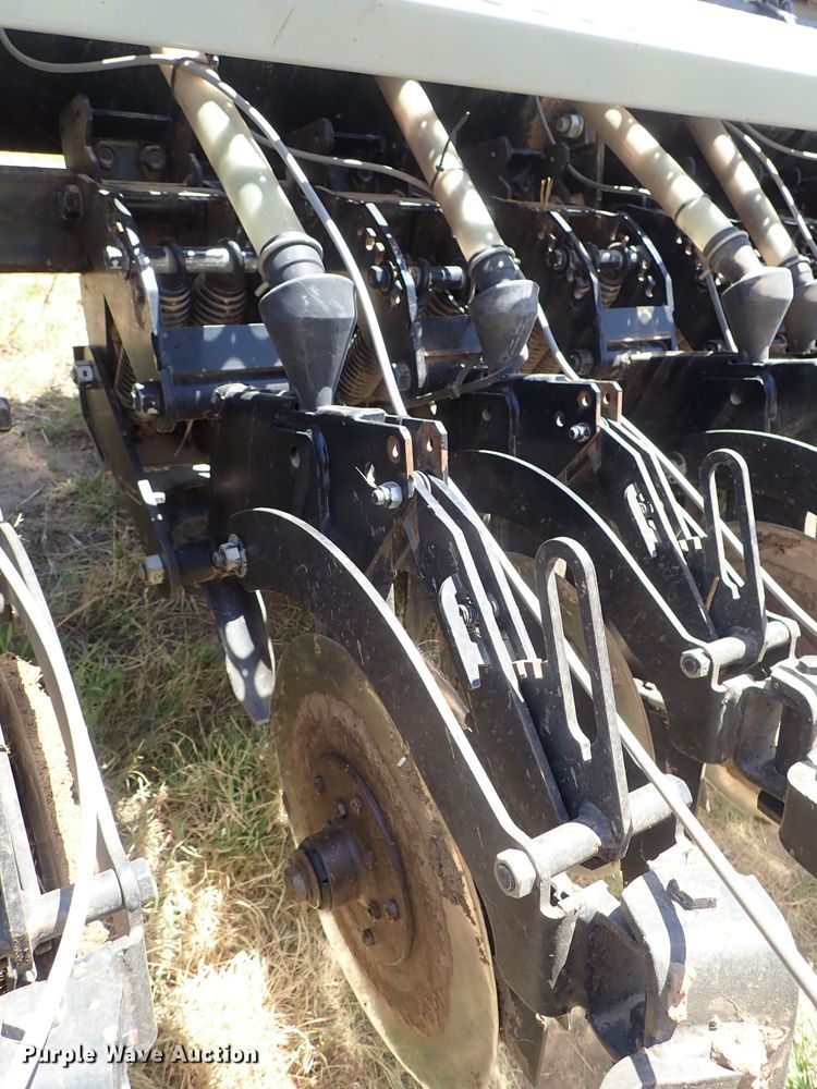 image for item DE5473 CrustBuster All Plant 4615 no-till grain drill