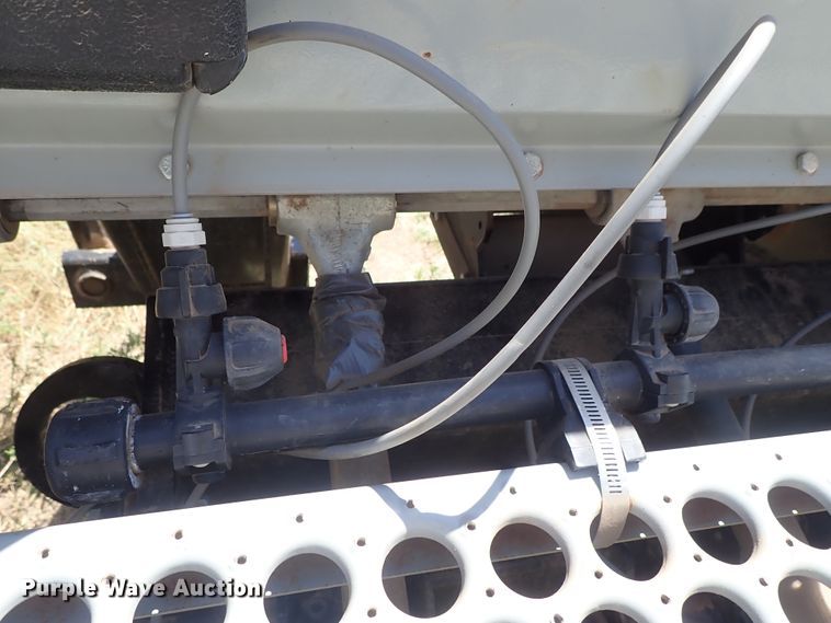 image for item DE5473 CrustBuster All Plant 4615 no-till grain drill