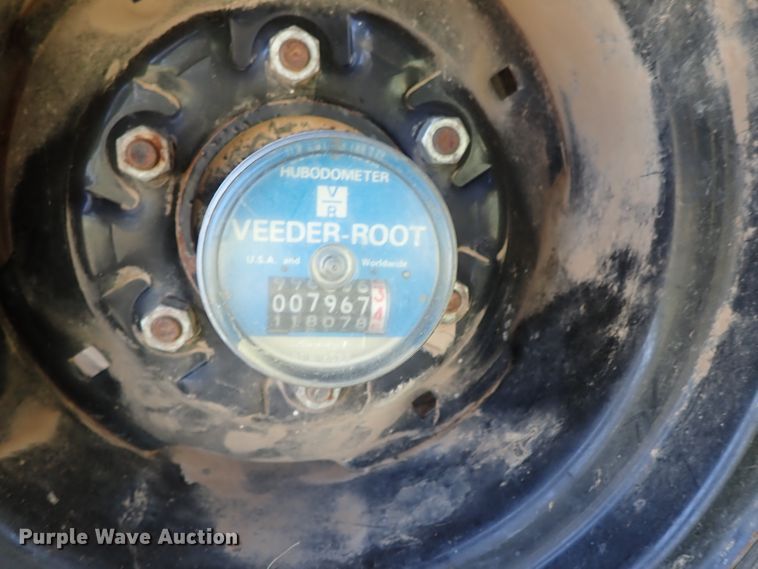 image for item DE5473 CrustBuster All Plant 4615 no-till grain drill