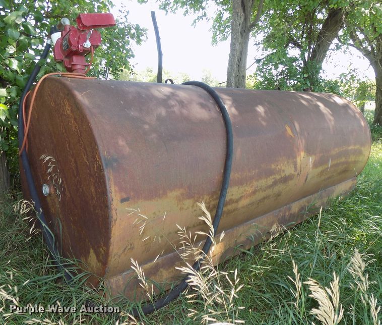 image for item DE7743 Fuel tank