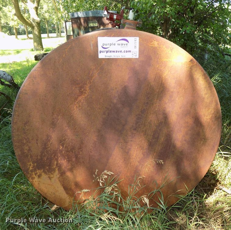 image for item DE7743 Fuel tank