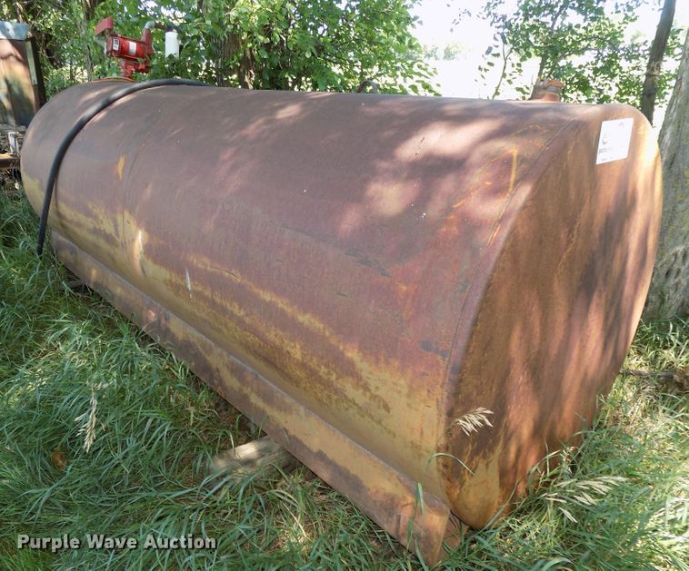 image for item DE7743 Fuel tank