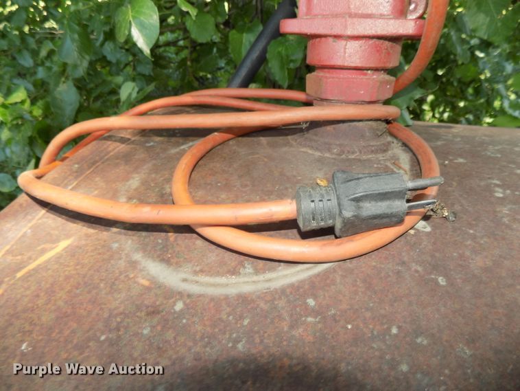 image for item DE7743 Fuel tank