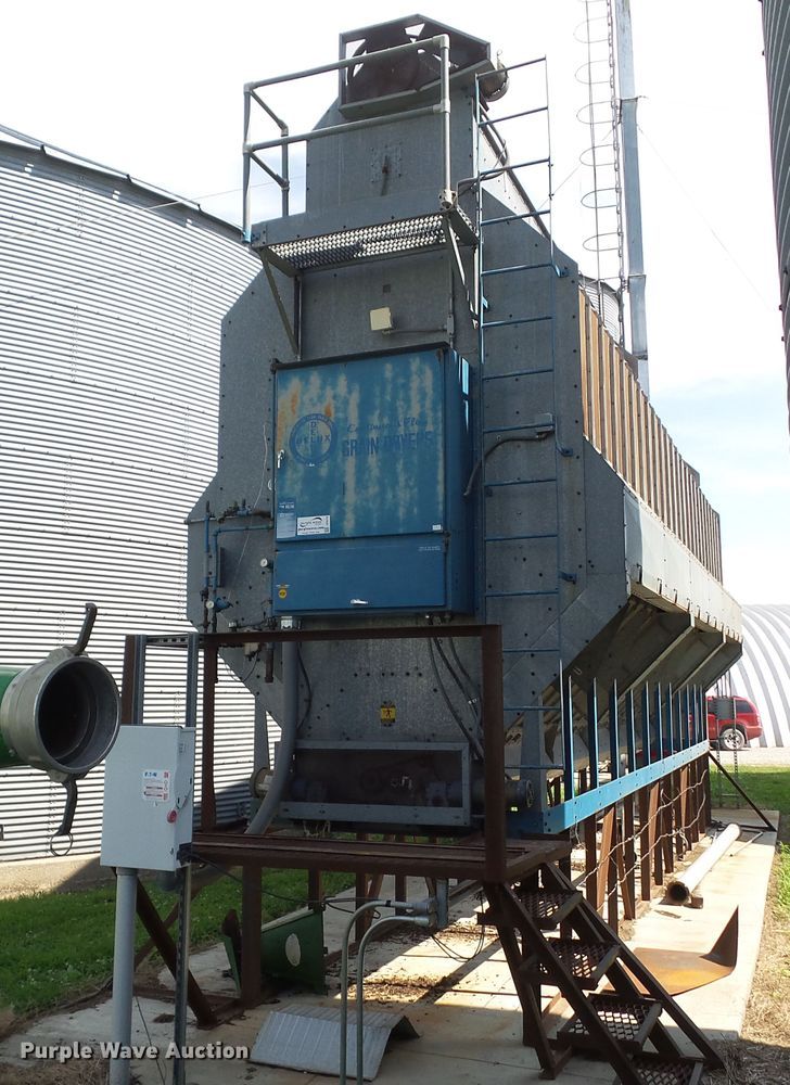 image for item DF0773 Delux DP9060 continuous flow grain dryer