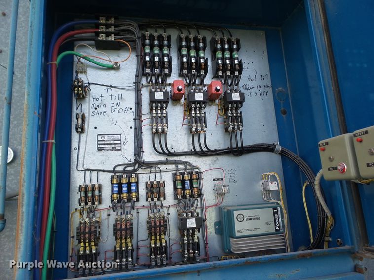 image for item DF0773 Delux DP9060 continuous flow grain dryer