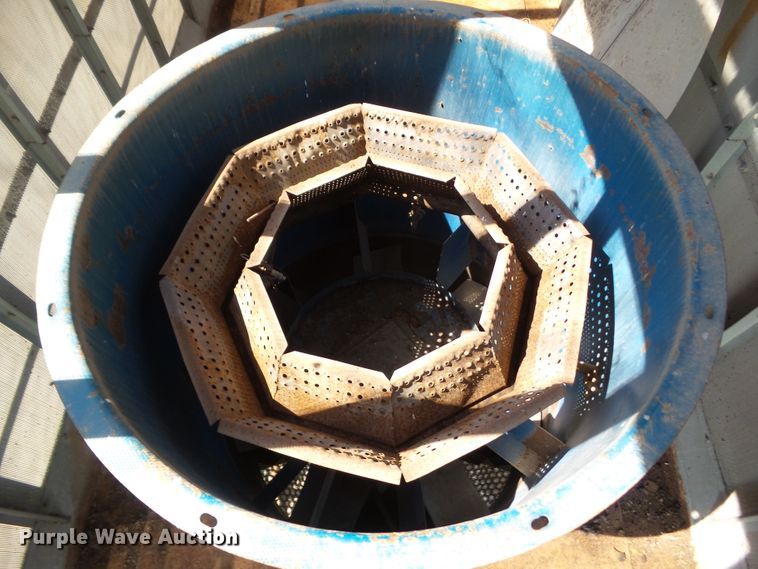 image for item DF0773 Delux DP9060 continuous flow grain dryer