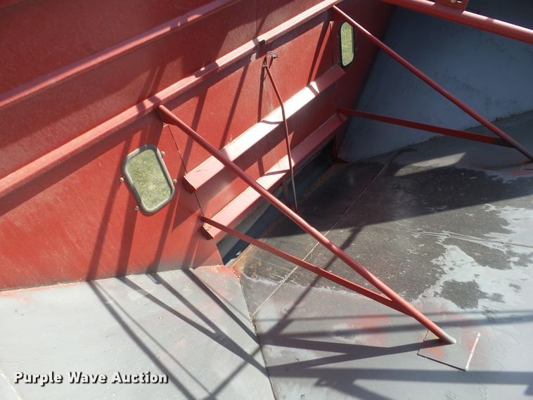 image for item DF0777 Brent GT-444 gravity wagon