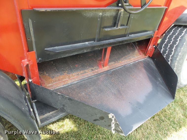 image for item DF0777 Brent GT-444 gravity wagon