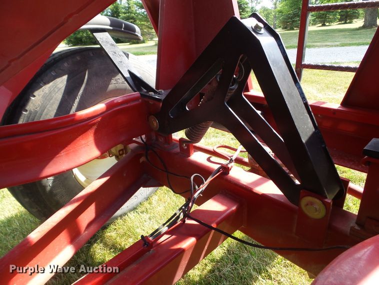 image for item DF0777 Brent GT-444 gravity wagon