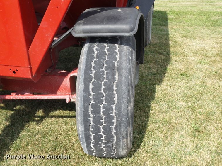 image for item DF0777 Brent GT-444 gravity wagon