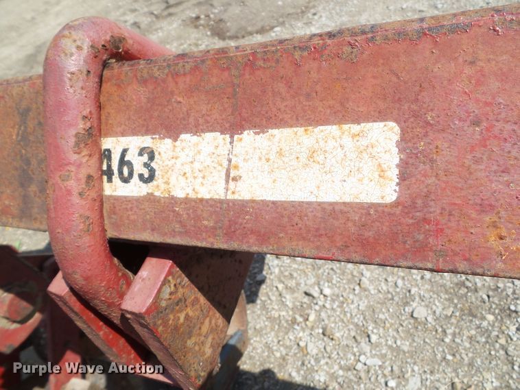 image for item DF0778 International 463 row crop cultivator
