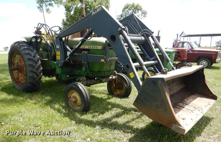 image for item DG4814 1964 John Deere 3020 tractor