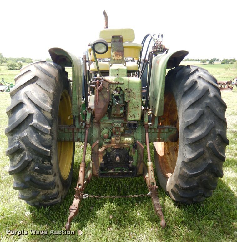 image for item DG4814 1964 John Deere 3020 tractor