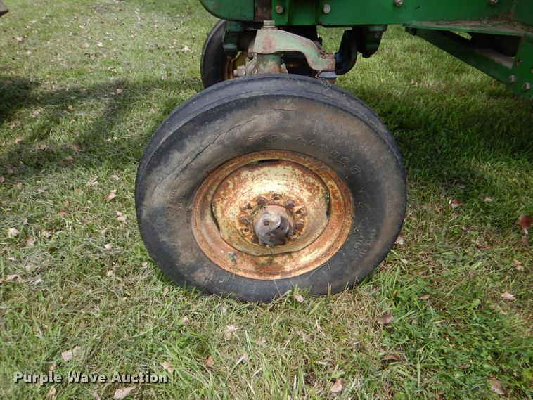 image for item DG4814 1964 John Deere 3020 tractor