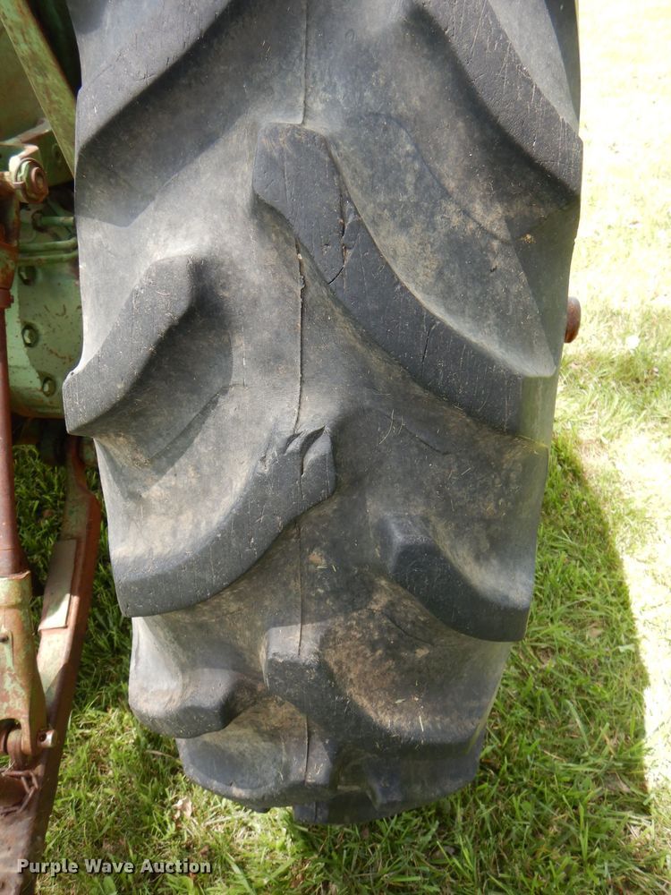 image for item DG4814 1964 John Deere 3020 tractor