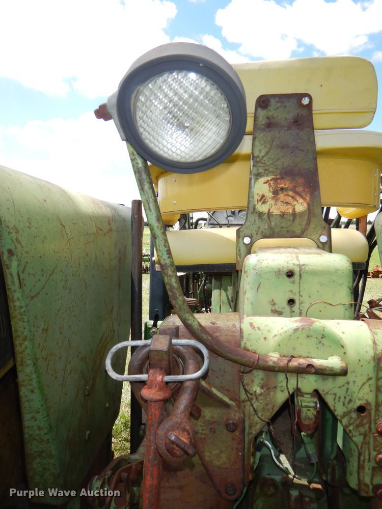 image for item DG4814 1964 John Deere 3020 tractor