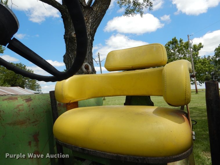 image for item DG4814 1964 John Deere 3020 tractor