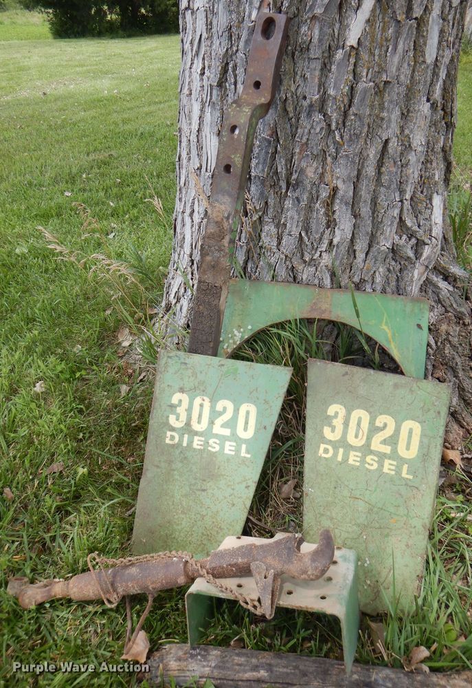 image for item DG4814 1964 John Deere 3020 tractor