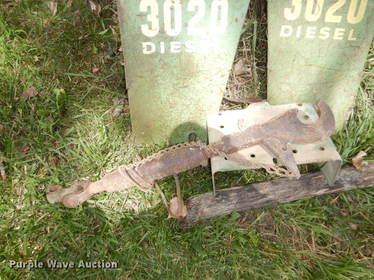 image for item DG4814 1964 John Deere 3020 tractor