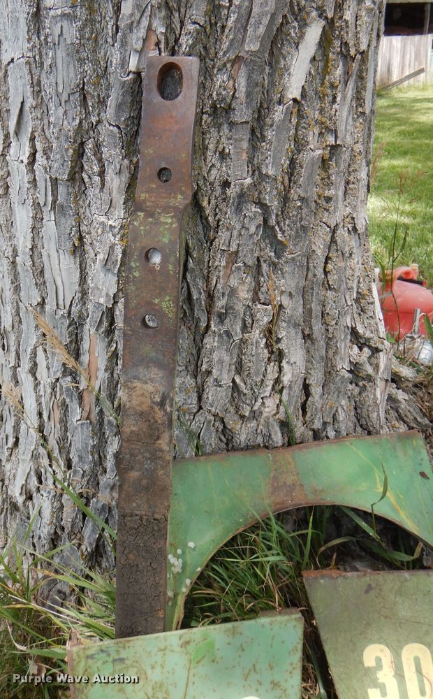 image for item DG4814 1964 John Deere 3020 tractor