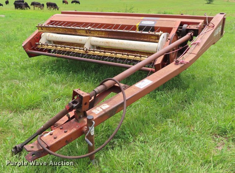 image for item DH0290 OMC 229 windrower