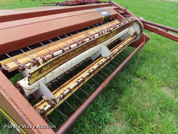 image for item DH0290 OMC 229 windrower