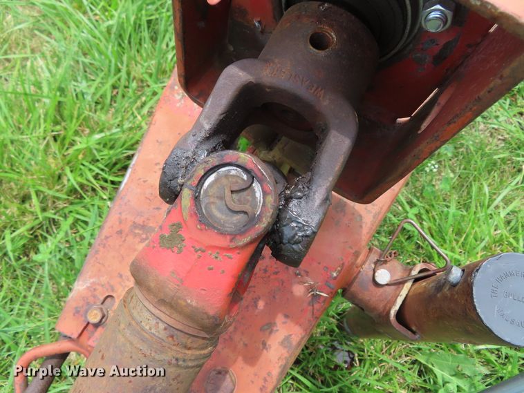 image for item DH0290 OMC 229 windrower