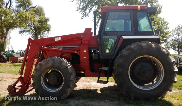 image for item DH0296 1987 Case IH 1896 MFWD tractor