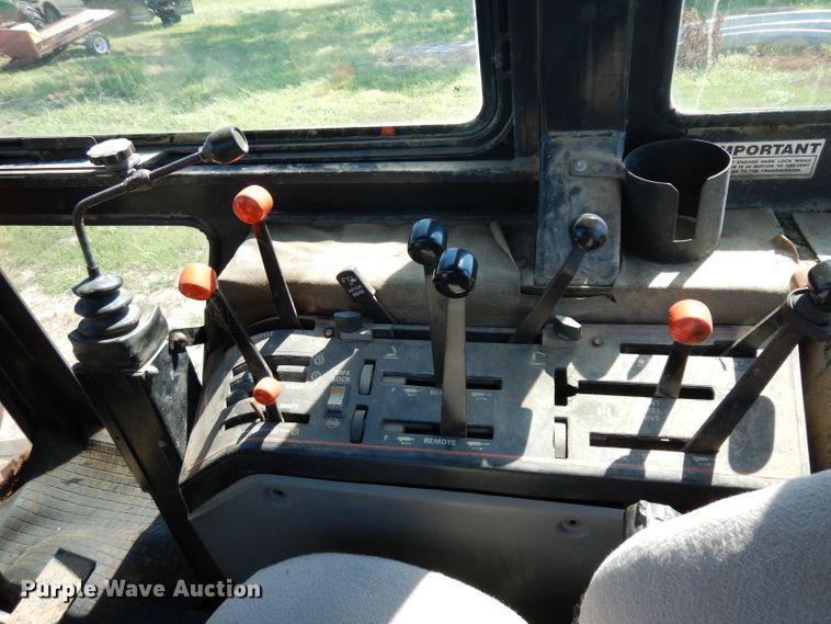 image for item DH0296 1987 Case IH 1896 MFWD tractor