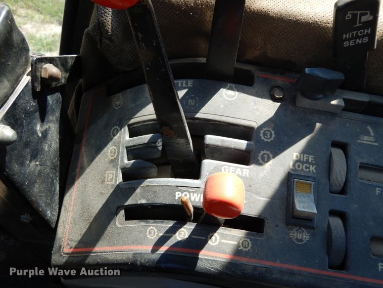 image for item DH0296 1987 Case IH 1896 MFWD tractor