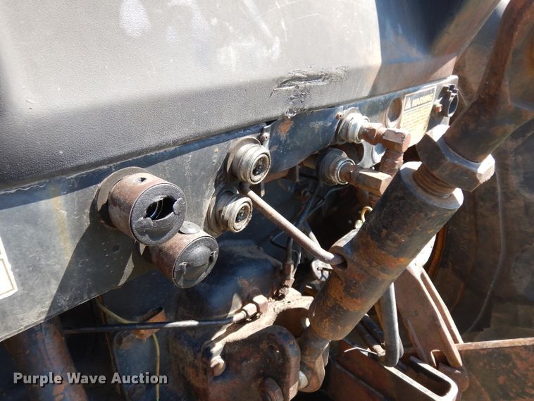 image for item DH0296 1987 Case IH 1896 MFWD tractor