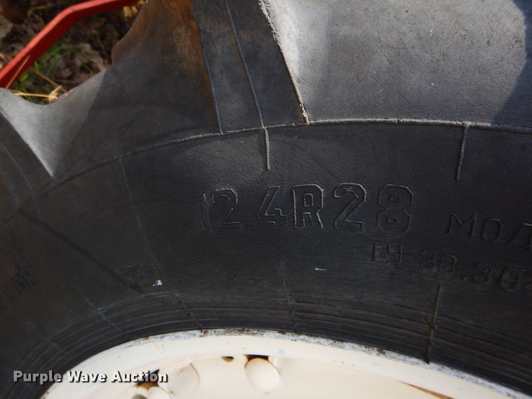 image for item DH3502 Belarus 300 tractor