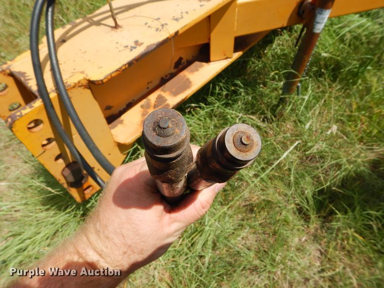 image for item DH3504 Big Ox 80 V-ripper