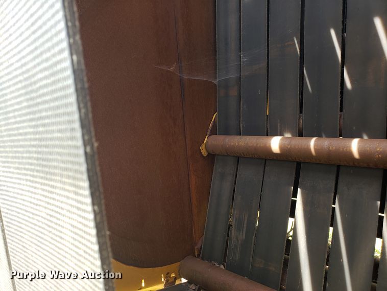 image for item DH4530 2011 Vermeer 605 Super M round baler